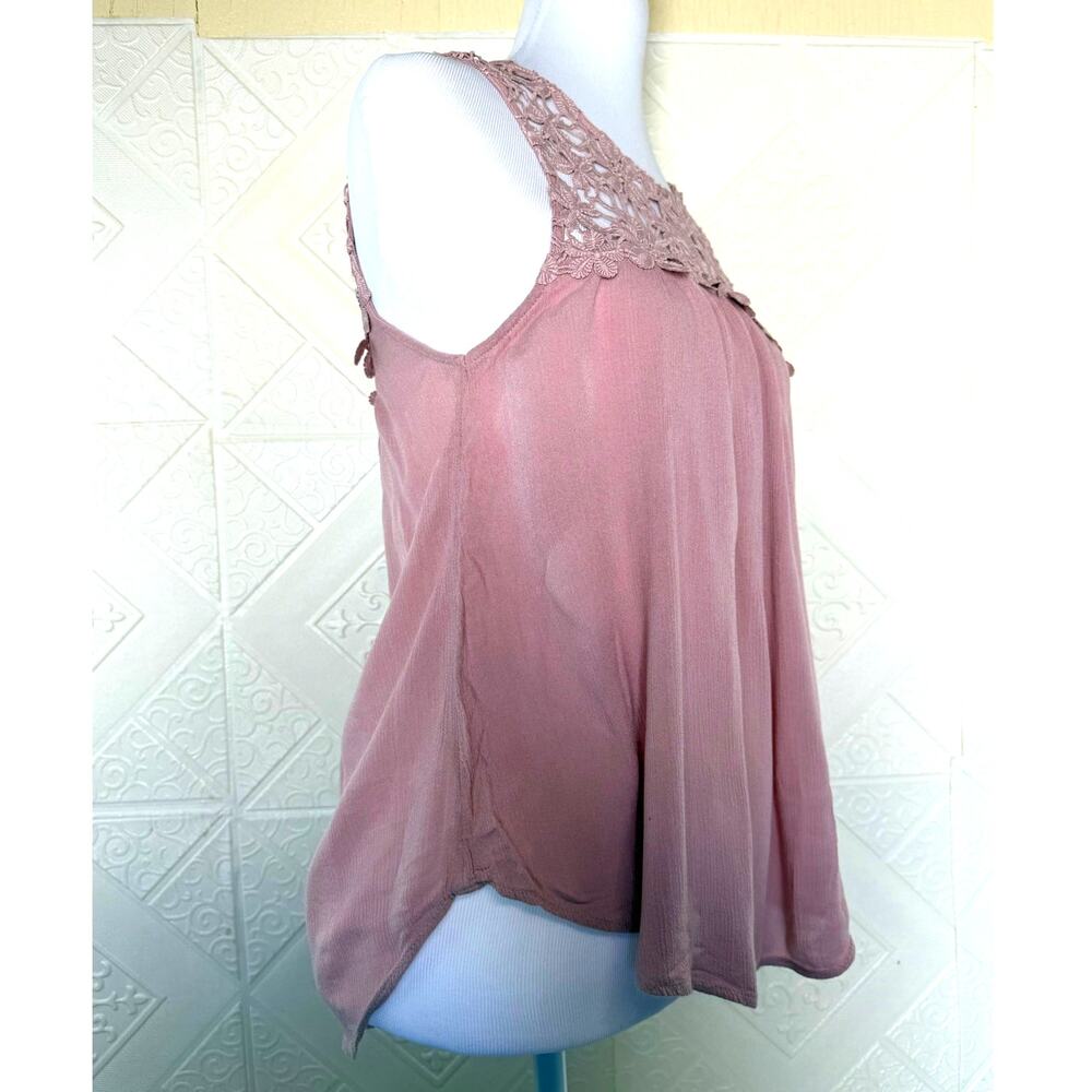 SKU2569 Vanity Women's Size Medium Rose Pink Crochet-Trim Blouse - Picture 6 of 9